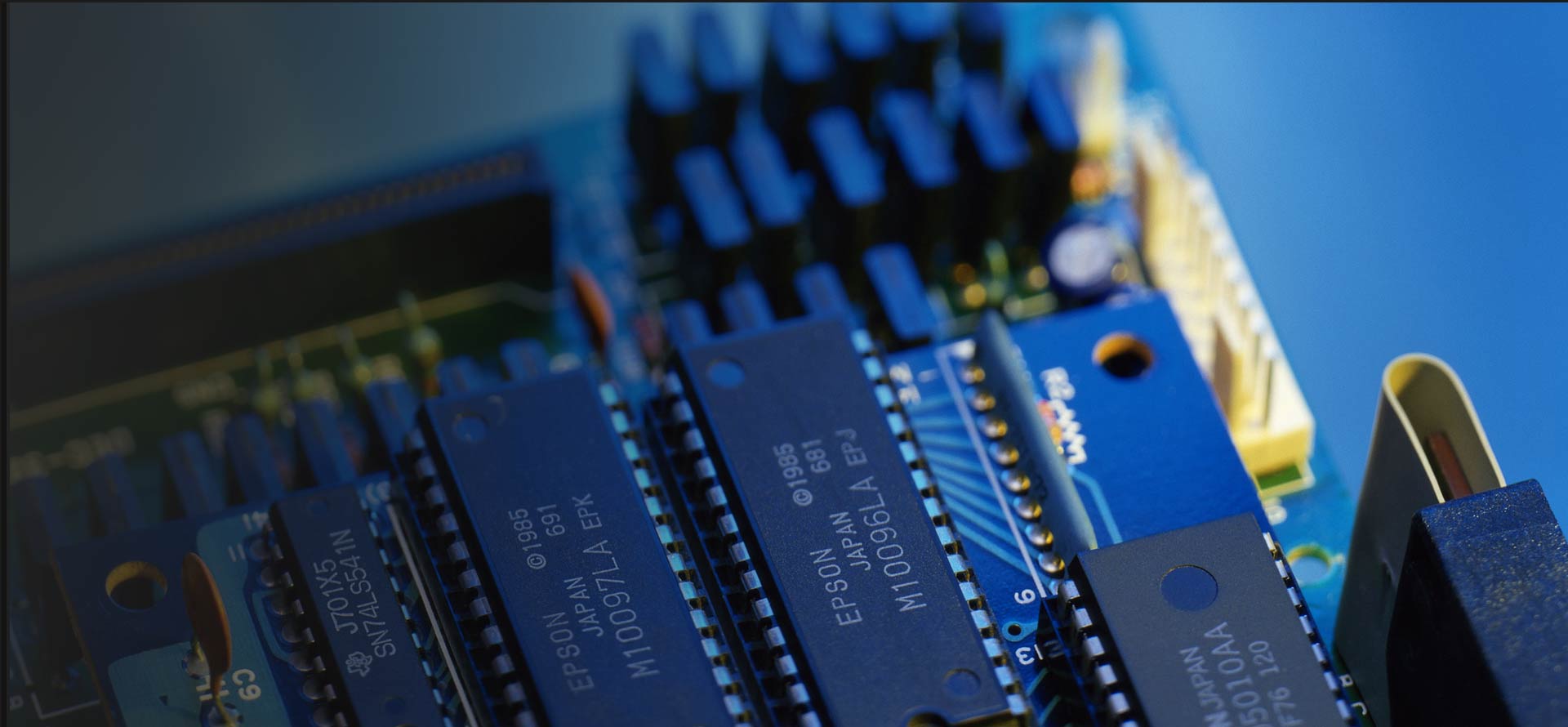  CMOS圖像傳感器市場還要下探多久？