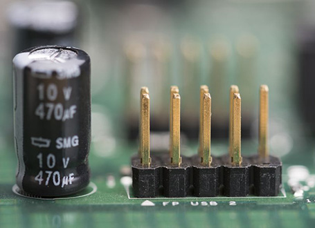 貼片電容的材質組成與耐壓測試